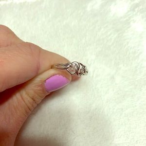 Kay’s interlocking heart promise ring